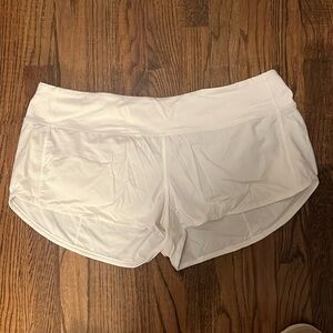 Lululemon speed up low rise lined short 2.5 inch